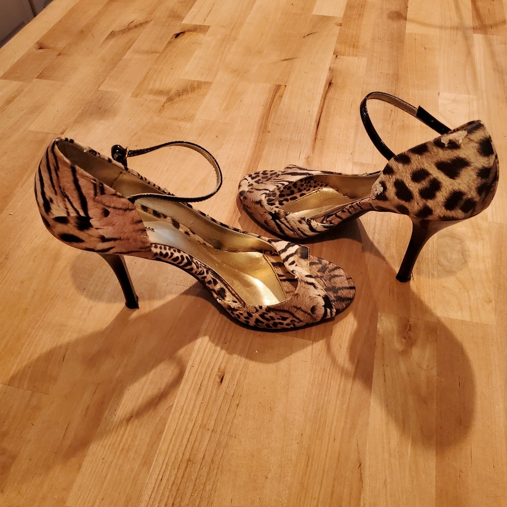 Leopard Heels - Picture 2 of 4